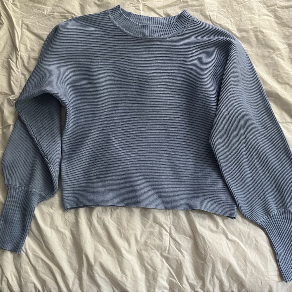 Ribbed blue sweater